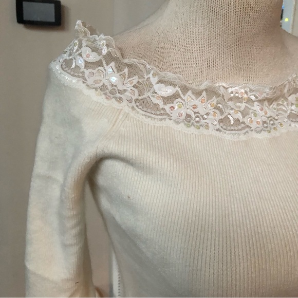 Bebe off shoulder lace trim sweater - Picture 3 of 5